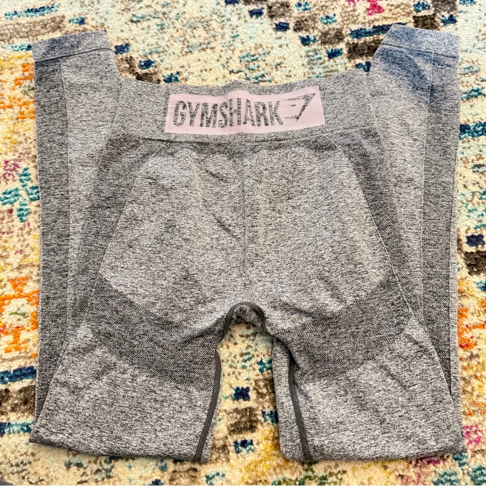 Gymshark Gray Seamless High-Rise leggings with Pink Logo Waistband